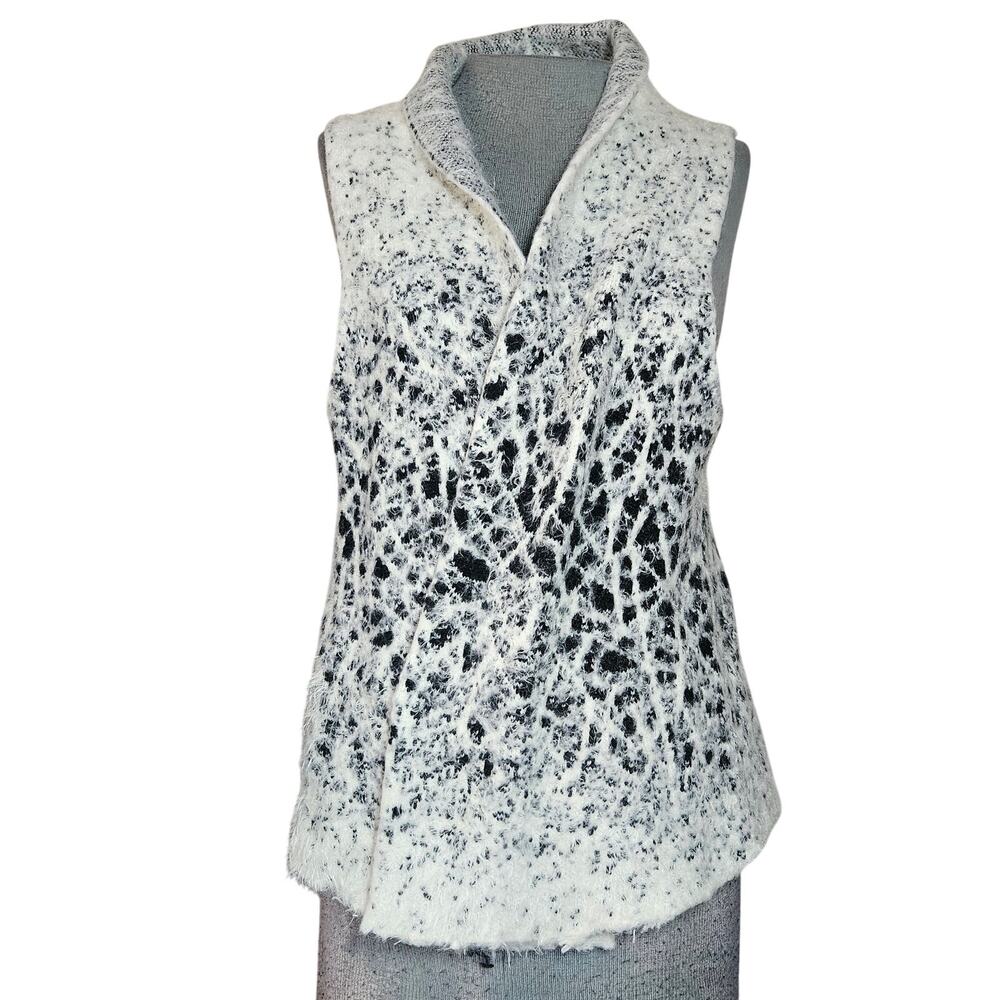 Open Knit Faux Fur Sleeveless Sweater Size Medium